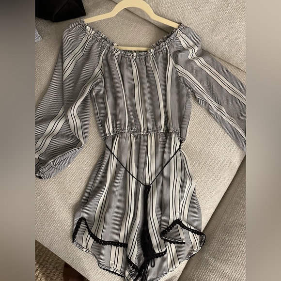 Ecote Romper - Picture 2 of 2